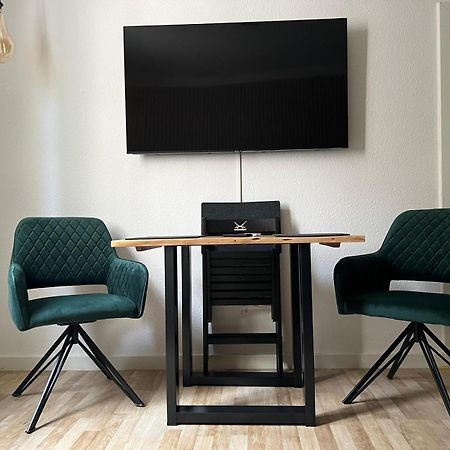 100M E-Ladestation - Max 4 Pers - Duesseldorf - Ruhrgebiet - Pilgerstaette Apartment Velbert Ngoại thất bức ảnh